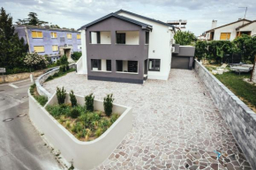 SunSea Apartments